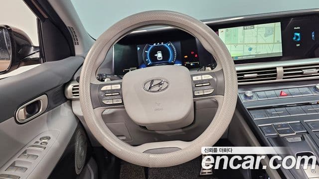 Hyundai NEXO Premium, 2020 13