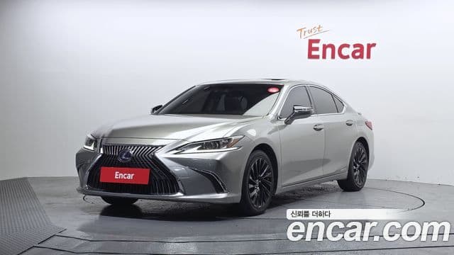 Lexus ES300h 7세대 Luxury Plus, 2019 1