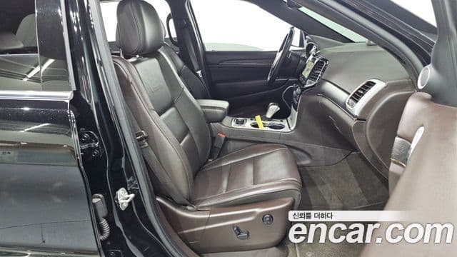 Jeep Grand Cherokee WK2, 2019 11