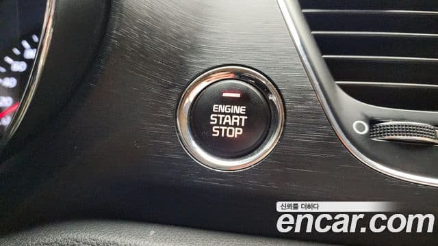 Kia The / новый New Carnival Luxury, 2020 9