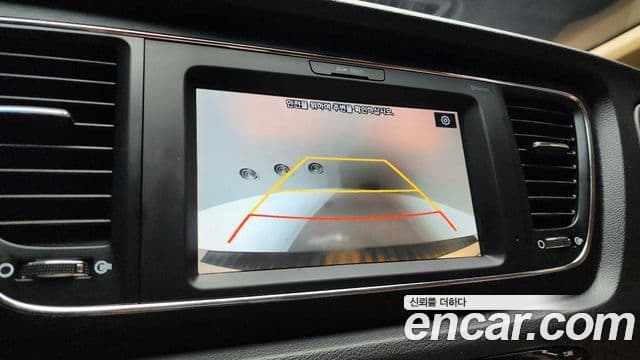 Kia The / новый New Carnival Luxury, 2020 15