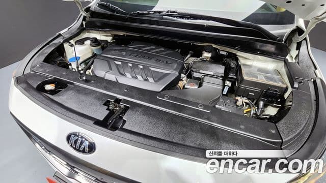 Kia The / новый New Carnival Luxury, 2020 19