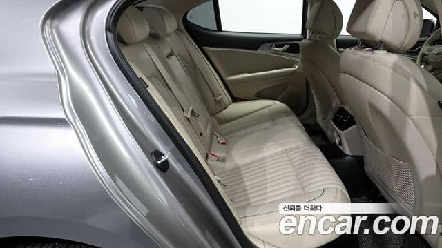 Genesis The / новый New G70, 2021 12