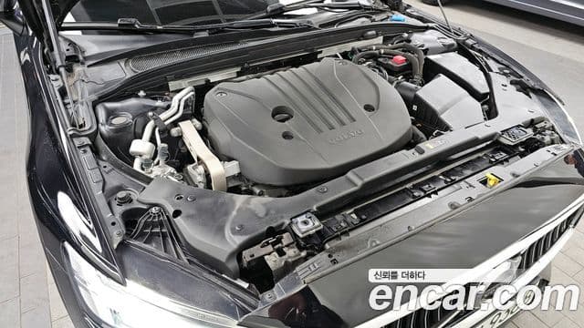 Volvo S60 3세대 B5 Inscription, 2022 6