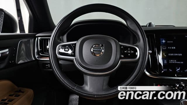 Volvo S60 3세대 B5 Inscription, 2022 13