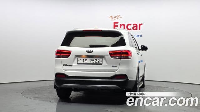 Kia All New Sorento Prestige, 2015 4