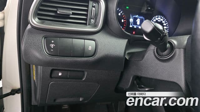 Kia All New Sorento Prestige, 2015 16