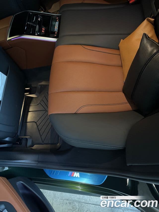 BMW 8시리즈 (G15) M850i xDrive Gran Coupe, 2024 13