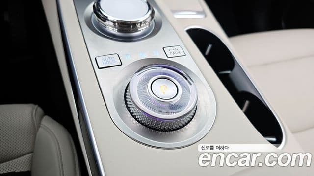 Genesis GV70, 2024 9