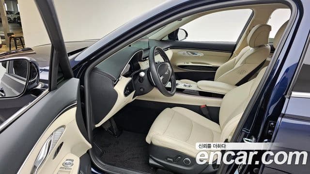 Genesis GV70, 2024 10