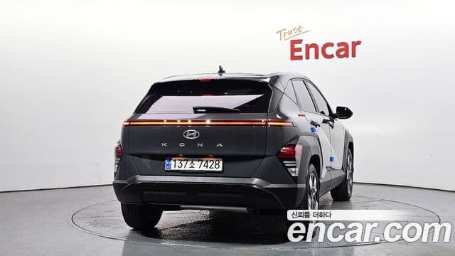 Hyundai Kona гибрид (SX2) Modern, 2023 4