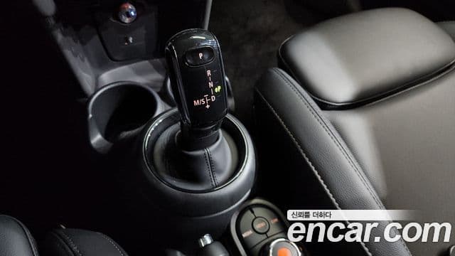 Mini Cooper 3세대, 2020 9