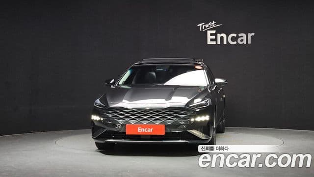 Kia K8 Signature, 2022 3