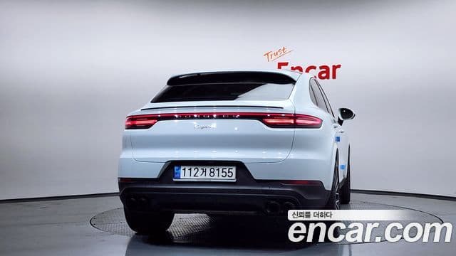 Porsche Cayenne (PO536) 3.0 купе, 2020 4