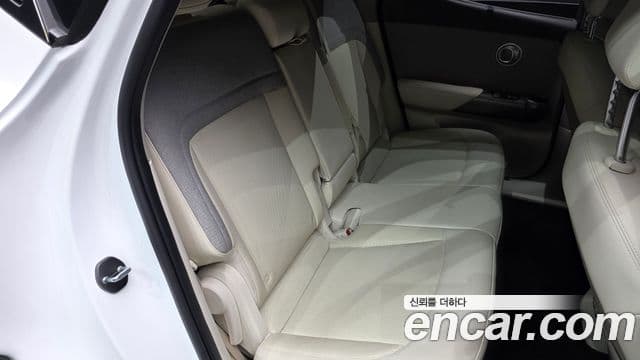 Genesis GV60 Standard, 2022 12