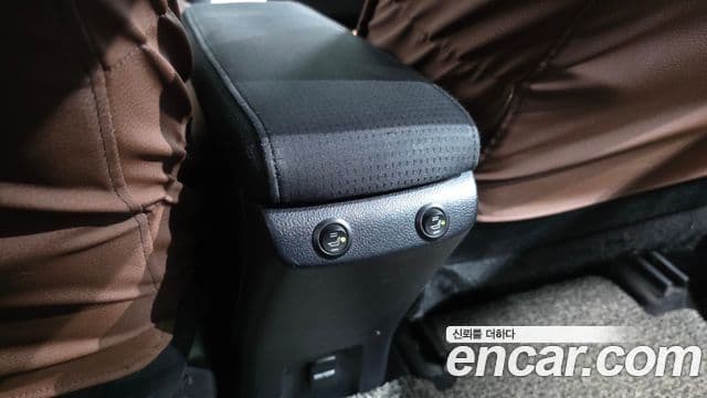 Toyota 프리우스 4세대 1.8 E, 2017 18