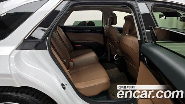 Hyundai Grandeur гибрид (GN7) Calligraphy, 2023 12