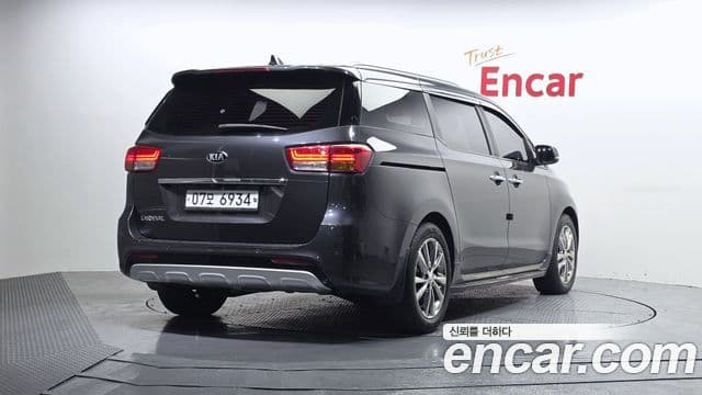 Kia All New Carnival Prestige, 2016 2