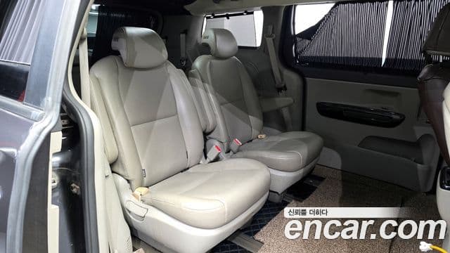Kia All New Carnival Prestige, 2016 12