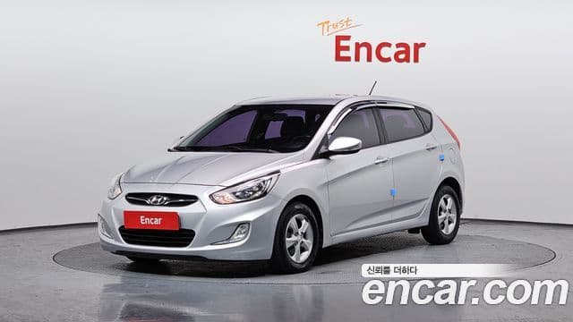 Hyundai Accent(новый кузов / новое поколение) Modern, 2015 1