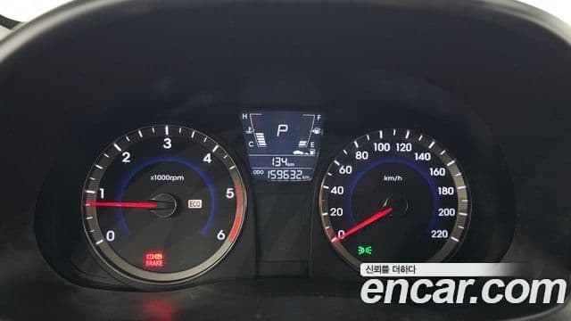 Hyundai Accent(новый кузов / новое поколение) Modern, 2015 8