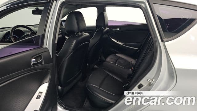 Hyundai Accent(новый кузов / новое поколение) Modern, 2015 12