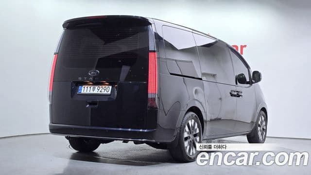 Hyundai Staria Prestige, 2023 2