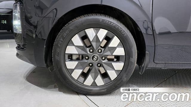 Hyundai Staria Prestige, 2023 все фото