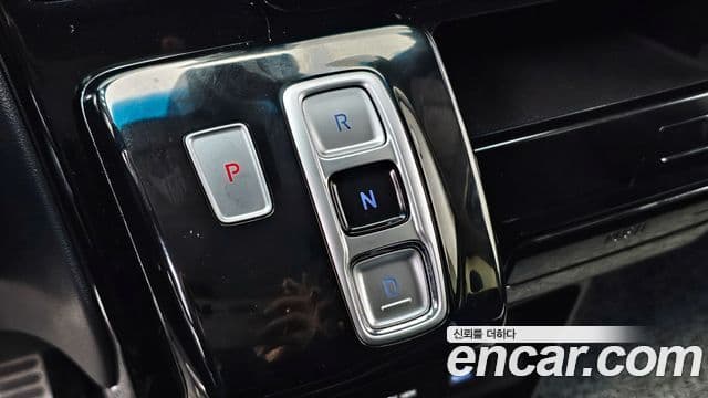 Hyundai Staria Prestige, 2023 9