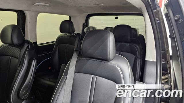 Hyundai Staria Prestige, 2023 13