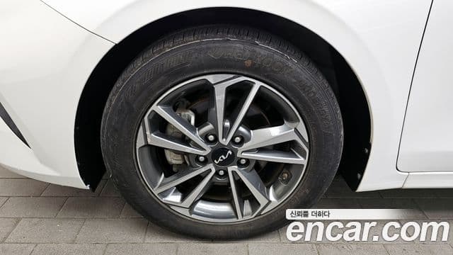 Kia The / новый New K3 2세대 Prestige, 2022 все фото