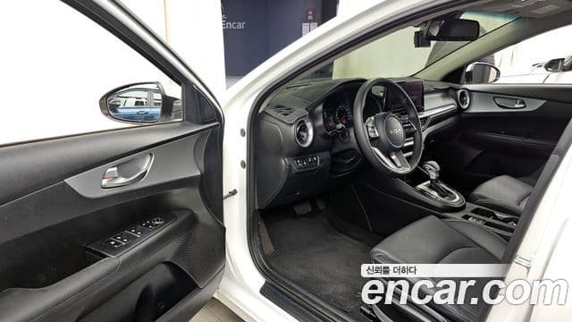 Kia The / новый New K3 2세대 Prestige, 2022 10