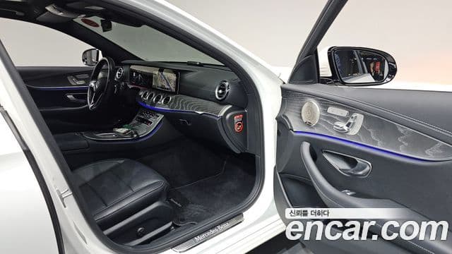 Mercedes-Benz E-класс W213 Avantgarde, 2022 11