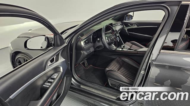 Genesis The / новый New G70, 2021 11