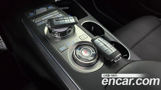 Genesis GV70, 2023 9