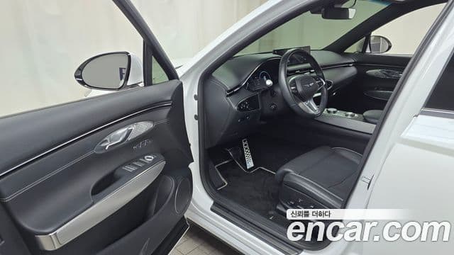 Genesis GV70, 2023 10