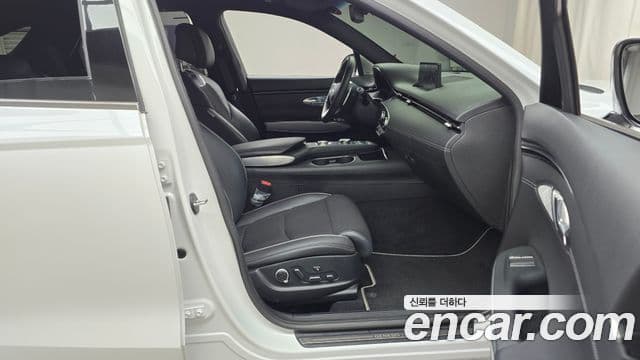 Genesis GV70, 2023 11