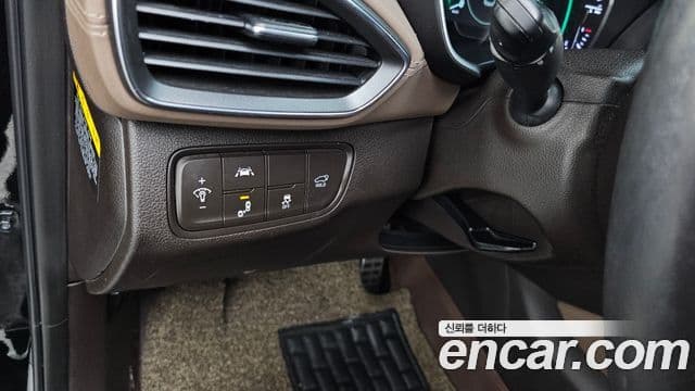 Hyundai Santa Fe TM Prestige, 2020 18