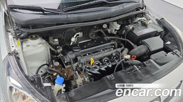 Hyundai Accent(новый кузов / новое поколение) Premier, 2012 6