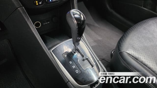 Hyundai Accent(новый кузов / новое поколение) Premier, 2012 9