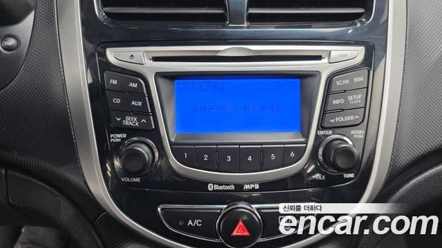 Hyundai Accent(новый кузов / новое поколение) Premier, 2012 16