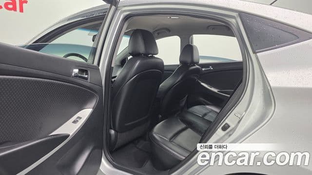 Hyundai Accent(новый кузов / новое поколение) Premier, 2012 18