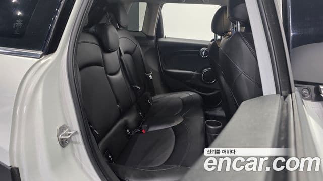 Mini Cooper 3세대, 2021 12