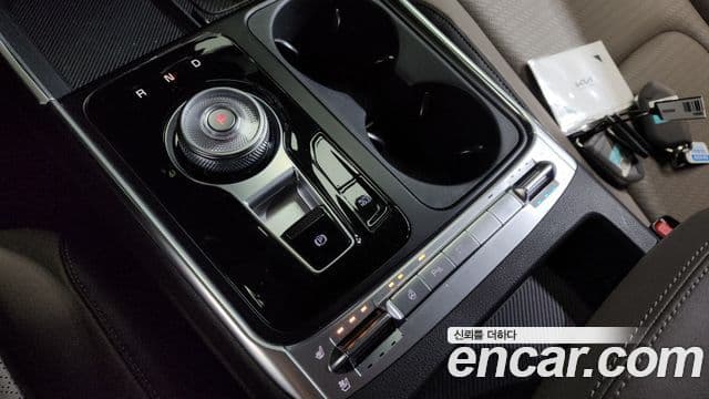 Kia The / новый New Carnival 4세대 Signature, 2025 9