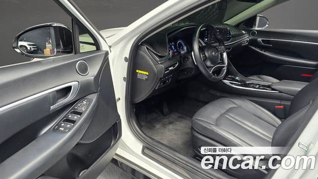 Hyundai Sonata (DN8) Premium Family, 2020 11