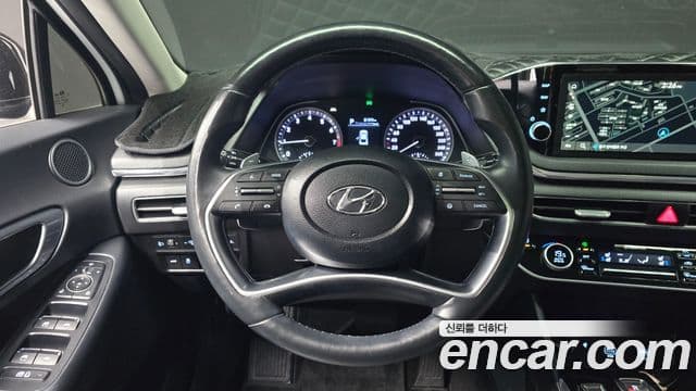 Hyundai Sonata (DN8) Premium Family, 2020 13