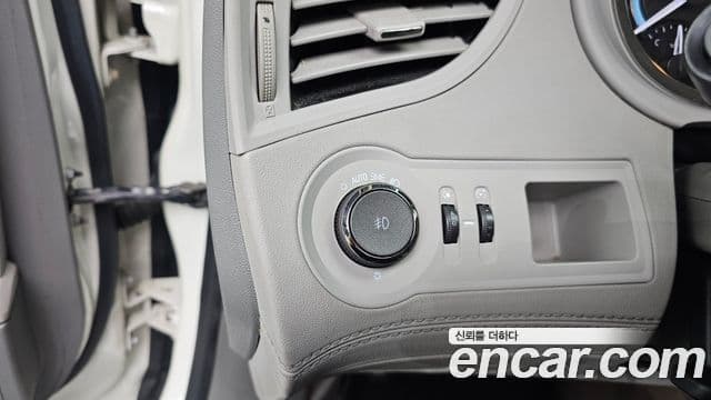 Chevrolet(GM대우) 알페온 Deluxe, 2011 16