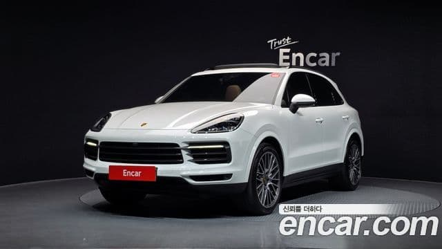 Porsche Cayenne (PO536), 2020 1