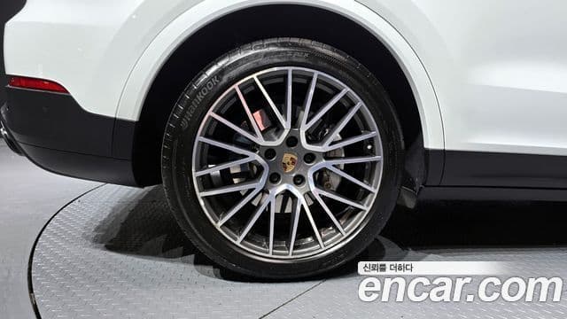 Porsche Cayenne (PO536), 2020 все фото