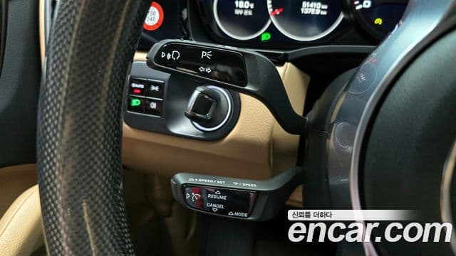 Porsche Cayenne (PO536), 2020 20